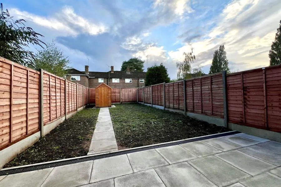 Spencer Close, Woking, GU21, photo 8