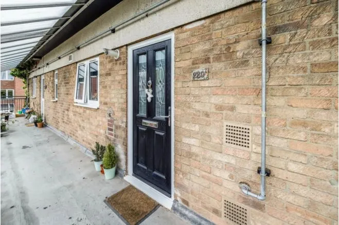Clayhall Avenue, Ilford, IG5, photo 14