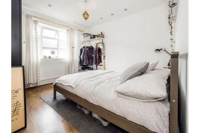 Clayhall Avenue, Ilford, IG5, photo 8