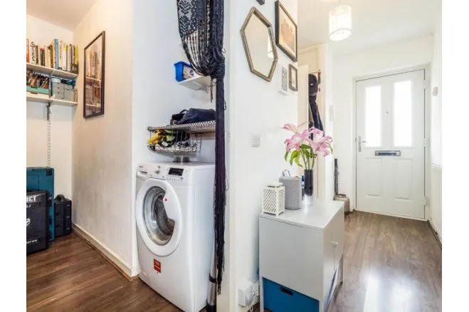 Clayhall Avenue, Ilford, IG5, photo 10