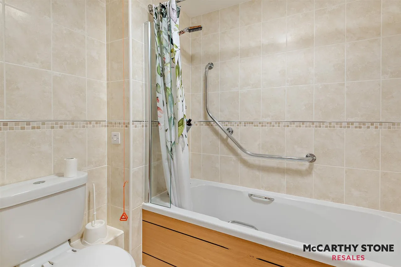 Newport, Lincoln, LN1, photo 12