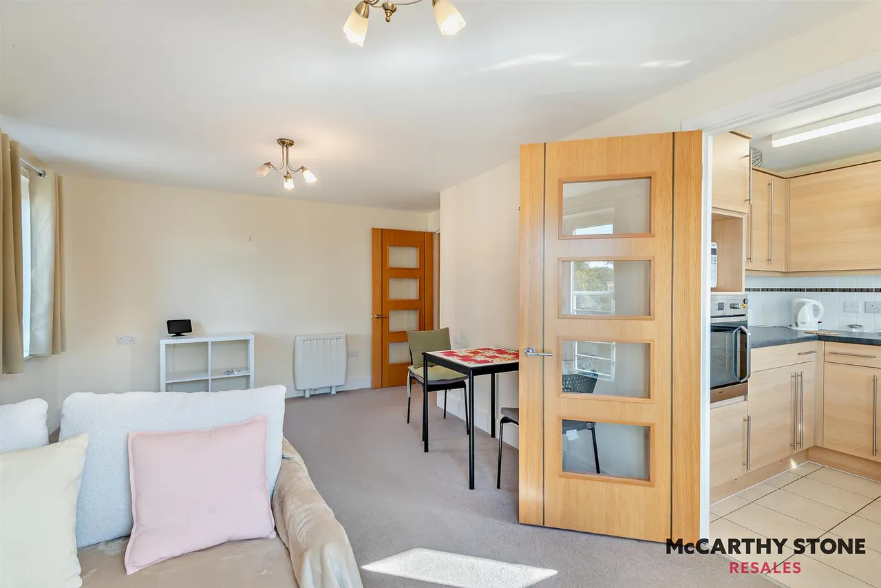 Newport, Lincoln, LN1, photo 6