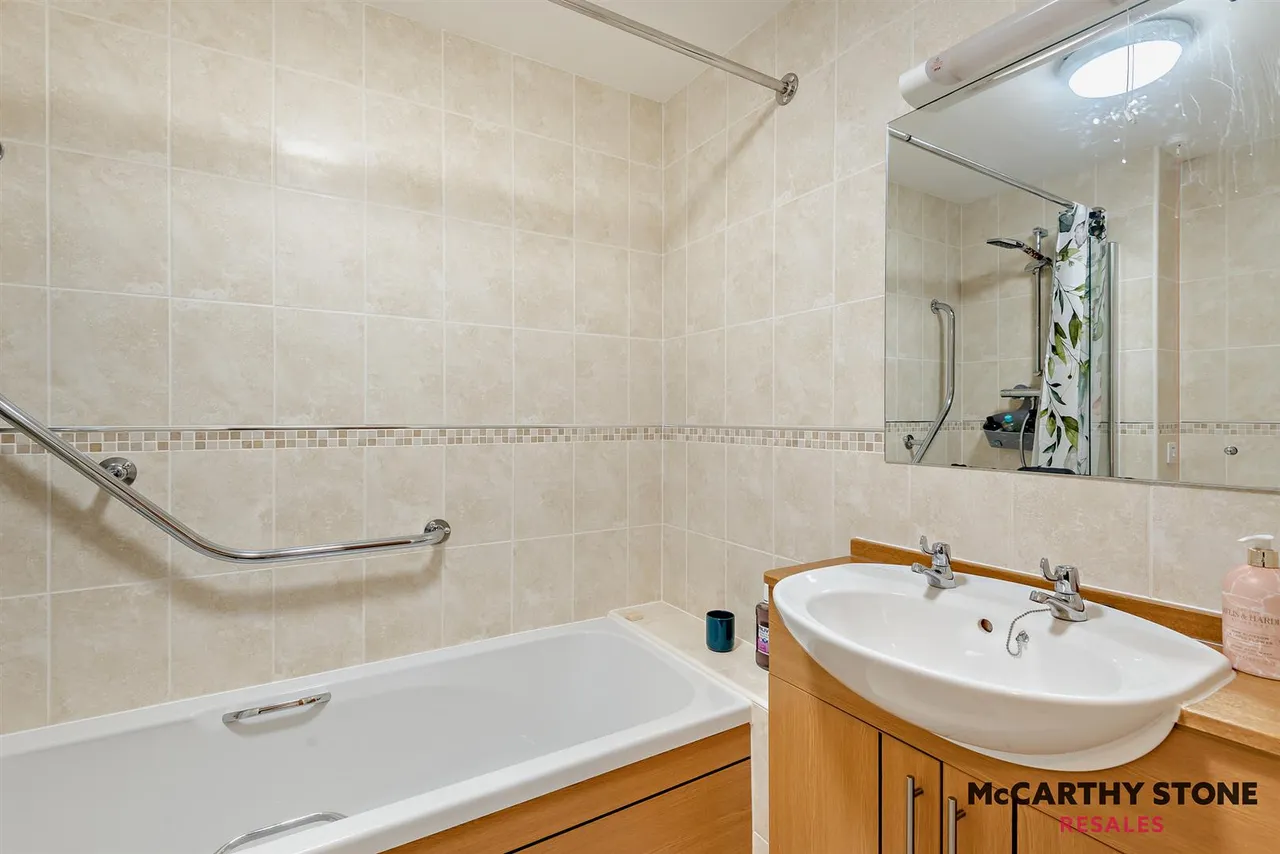 Newport, Lincoln, LN1, photo 13