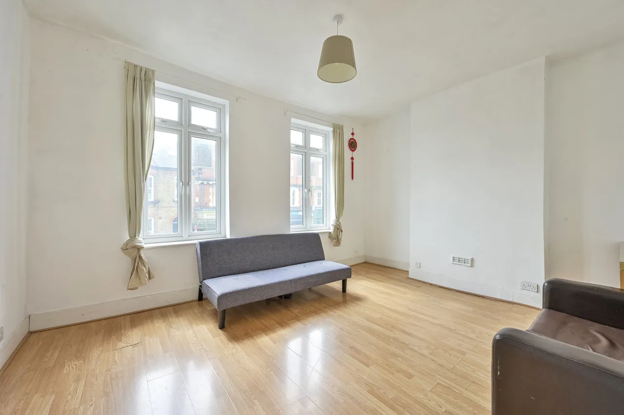 147 Kingston Road, London, photo 11