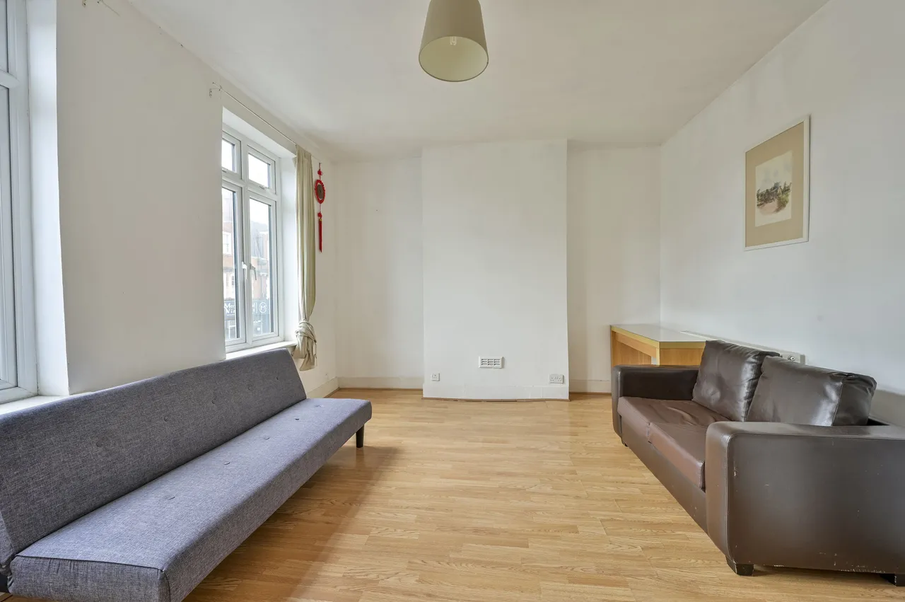147 Kingston Road, London, photo 6