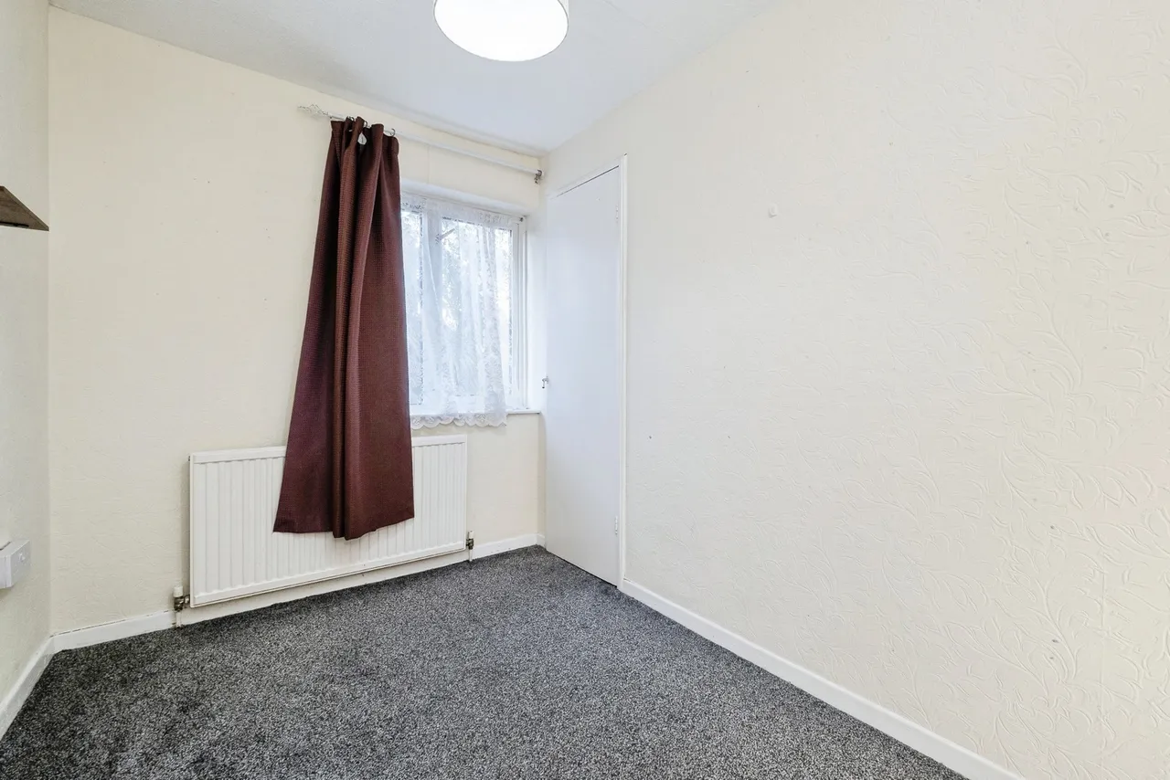 Croft Lodge Close, Woodford Green, IG8, photo 8