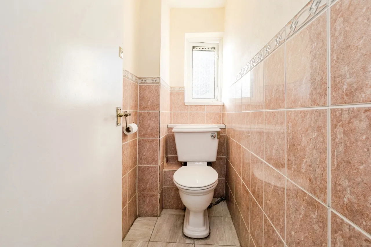 Croft Lodge Close, Woodford Green, IG8, photo 10