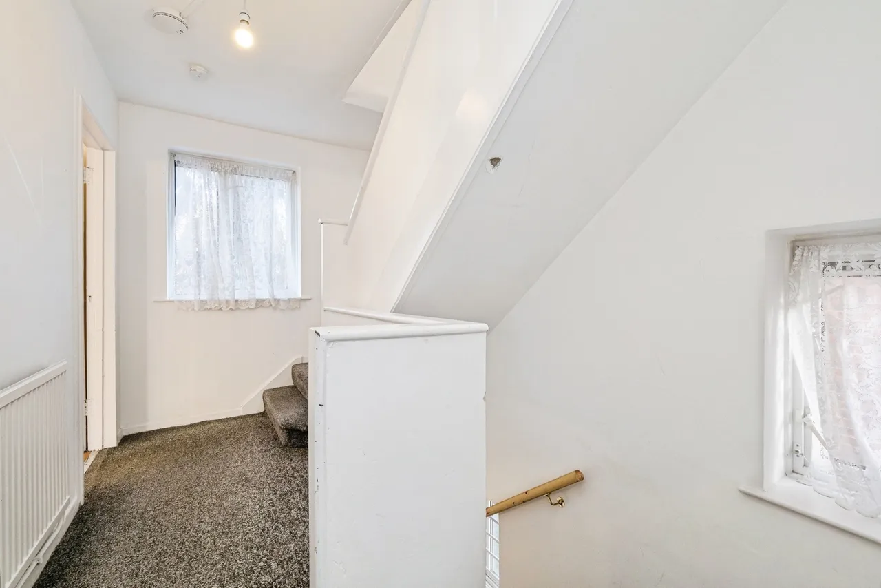 Croft Lodge Close, Woodford Green, IG8, photo 11