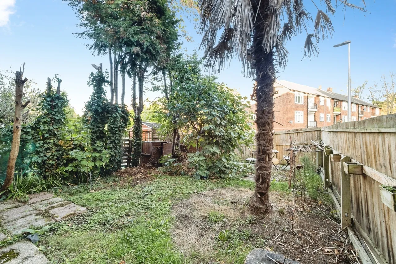 Croft Lodge Close, Woodford Green, IG8, photo 12