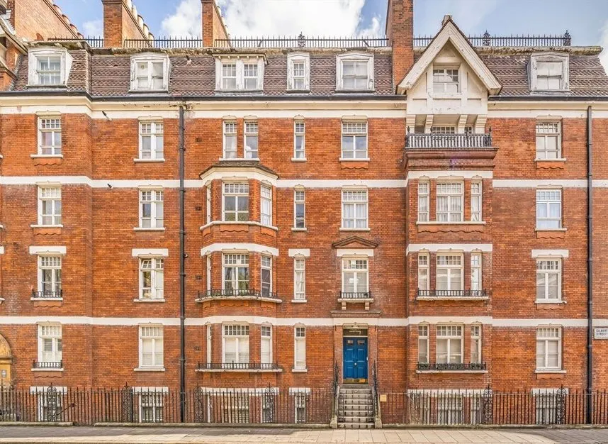 3 bed flat to rent — Gilbert Street, Mayfair, W1K