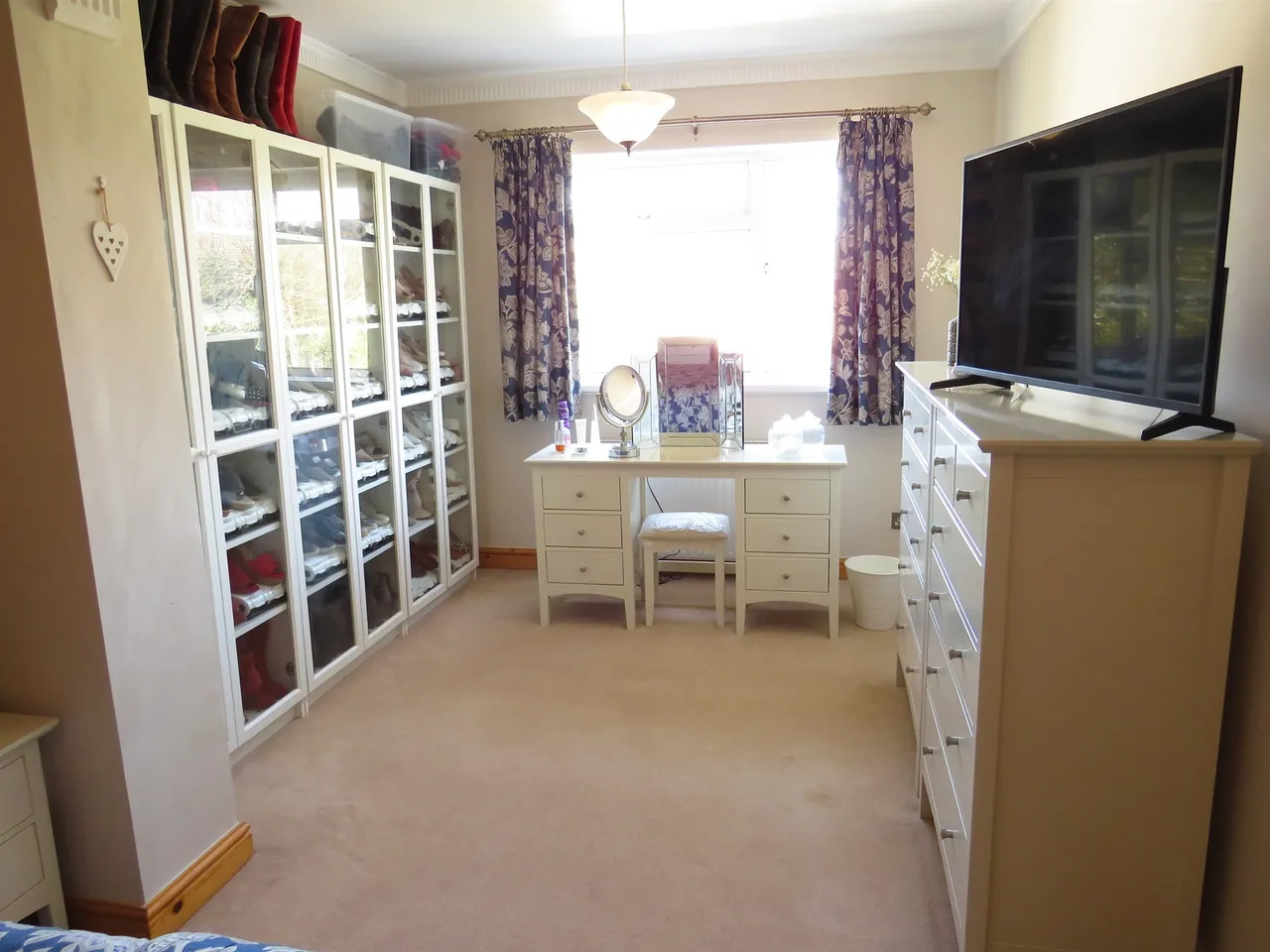Norwood Avenue, March, photo 11