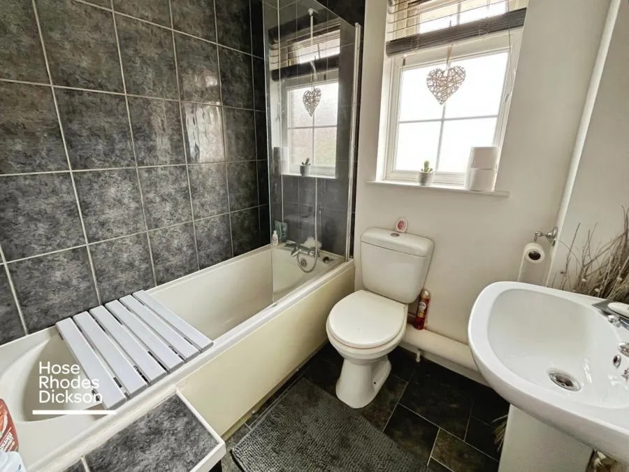 Drabbles Lane, Sandown, PO36, photo 5