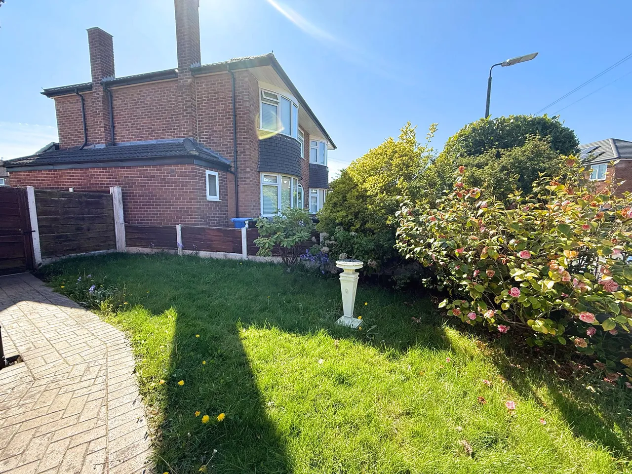 Okehampton Crescent, Sale, photo 30