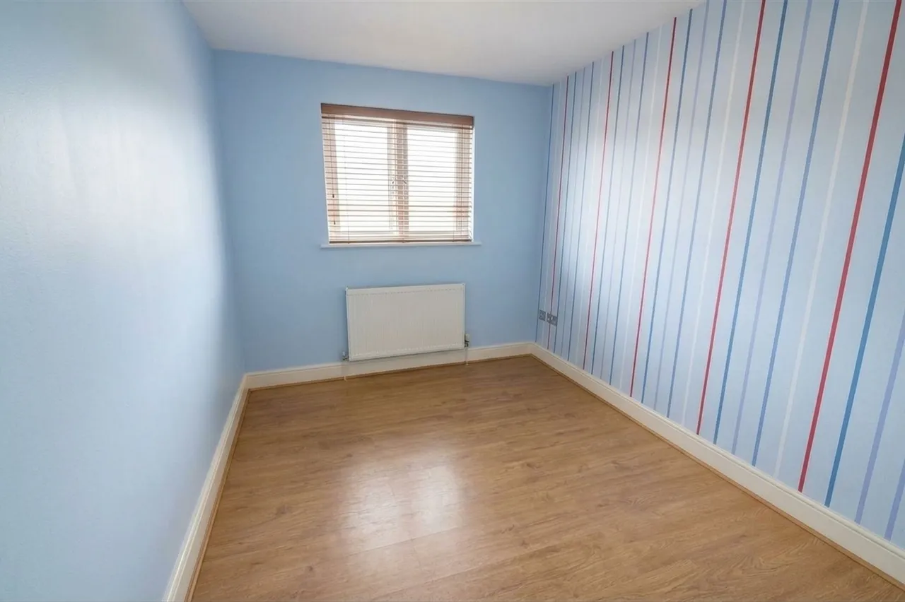Gaynes Hill Road, Woodford Green, IG8, photo 10