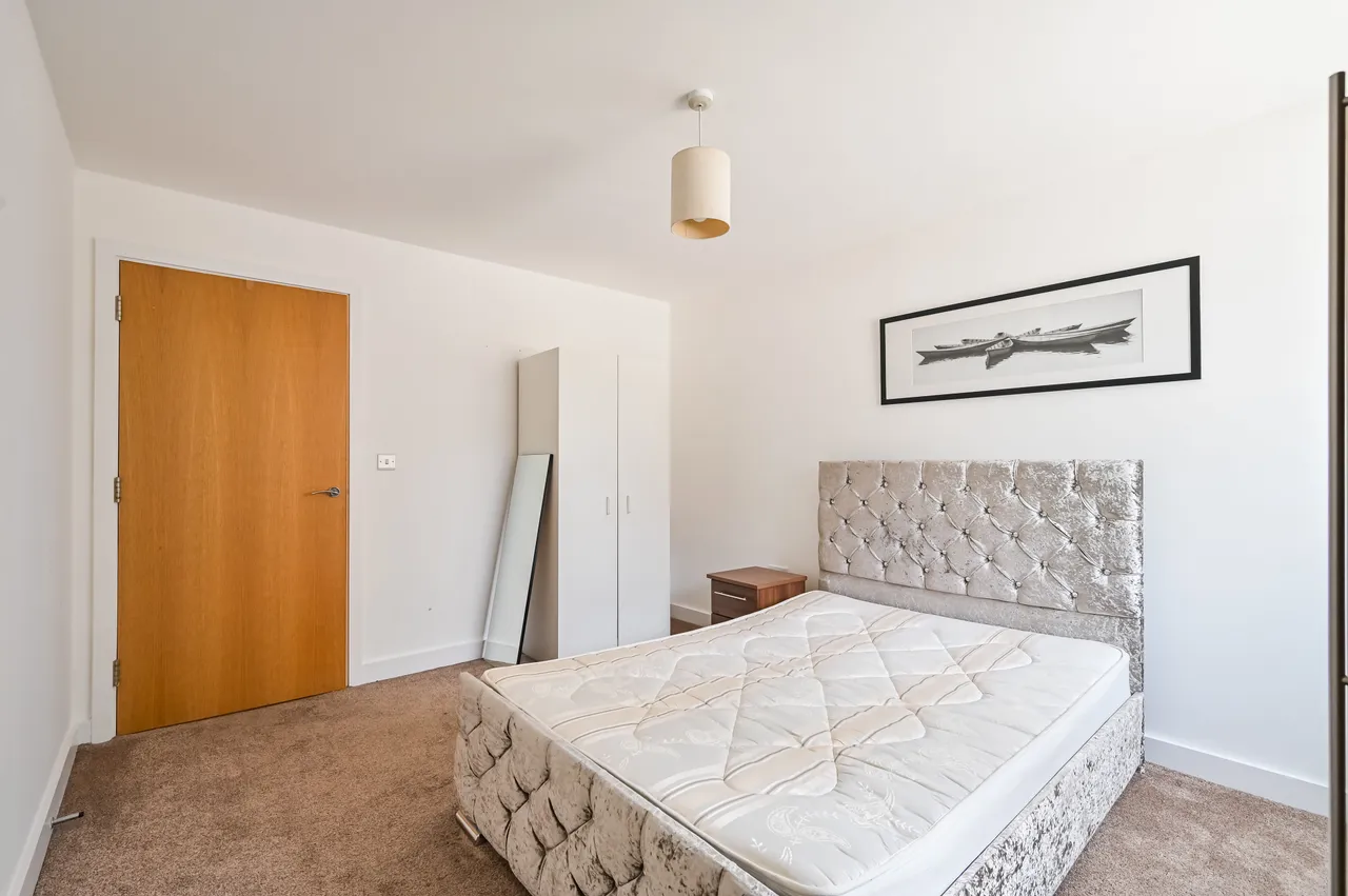 Flat 105 Drift Court, 1 Basin Approach, London, photo 12