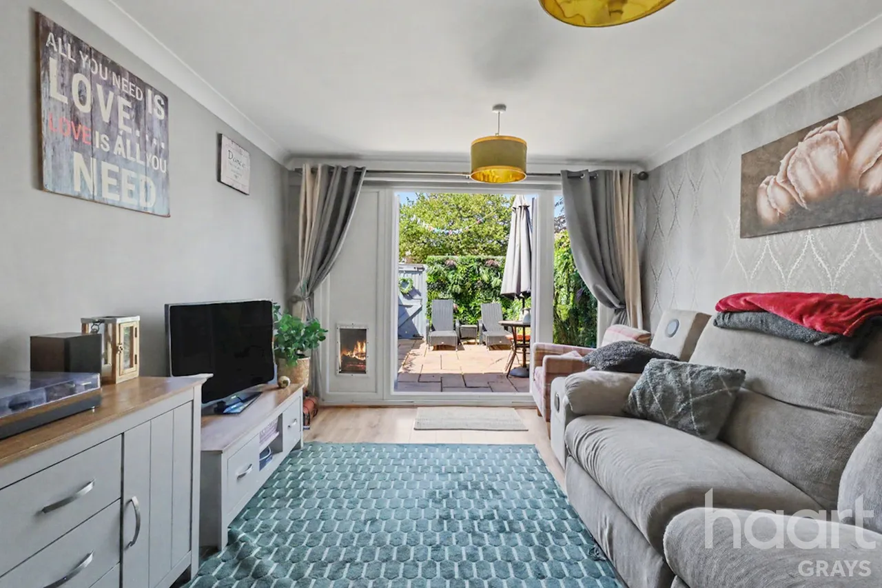 Felicia Way, Chadwell St Mary, RM16, photo 2