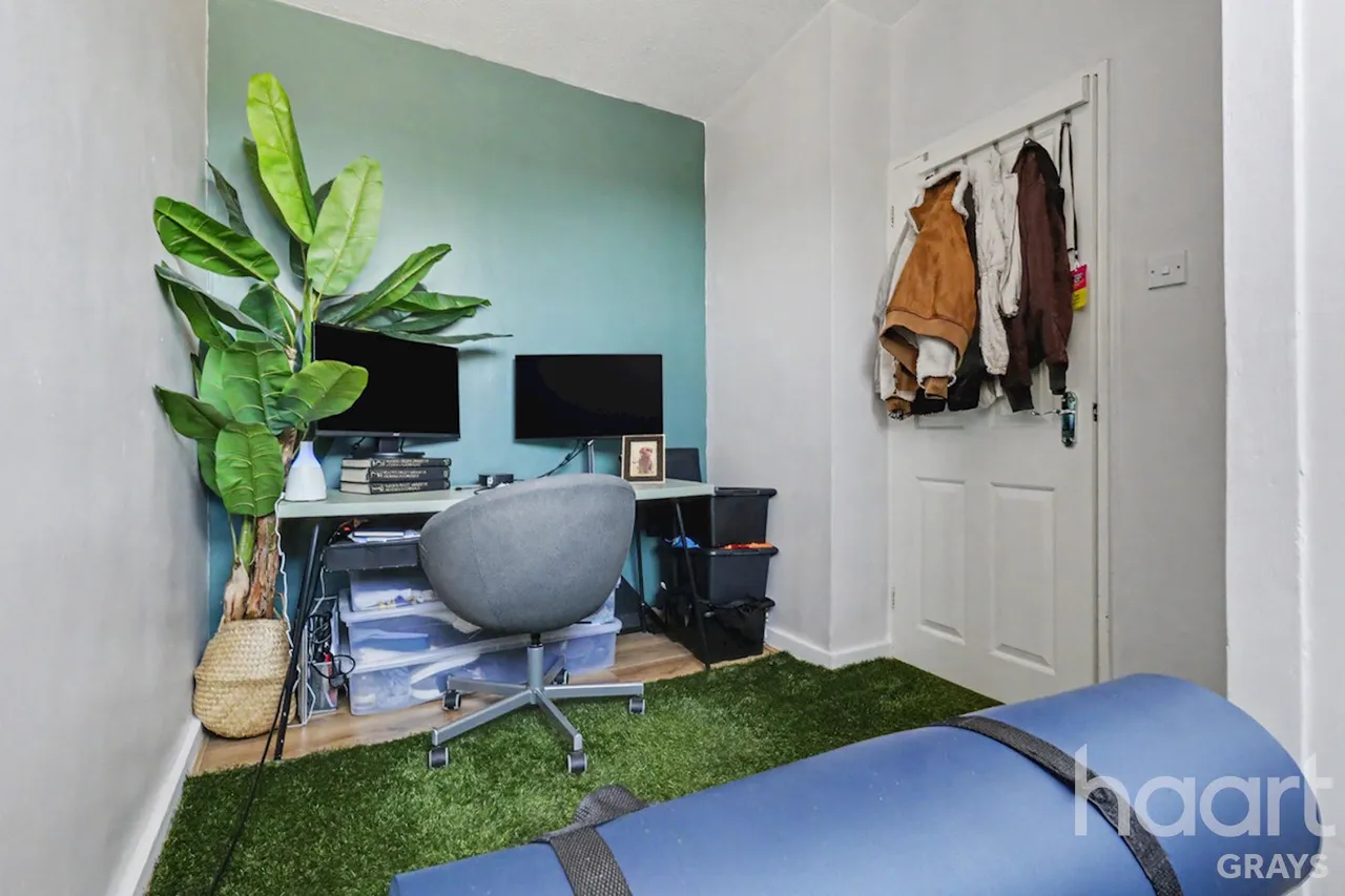 Felicia Way, Chadwell St Mary, RM16, photo 11