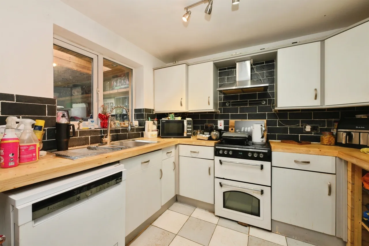 Markwell Wood, Harlow, CM19, photo 5