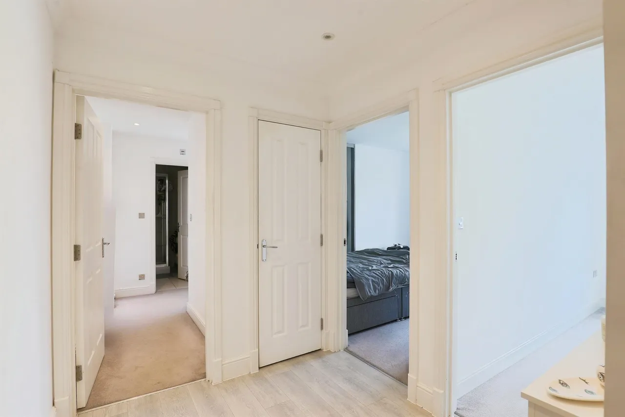 Kingfisher Close, Warwick, photo 11