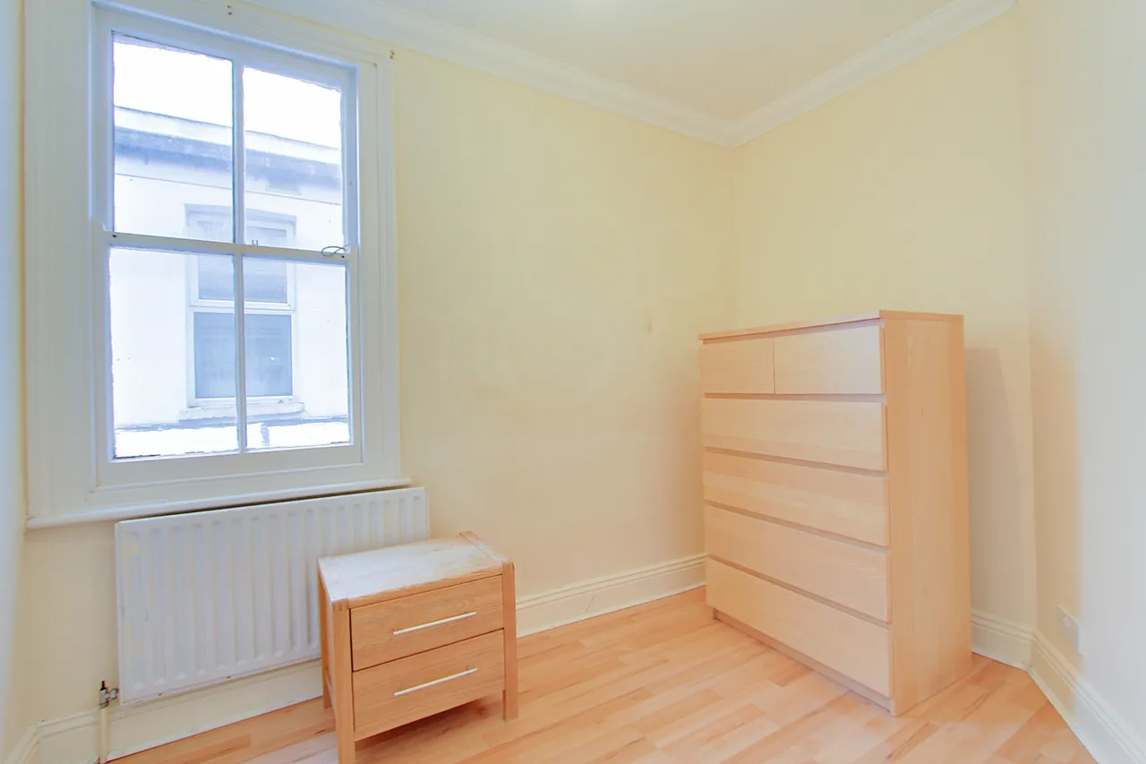 Sandringham Road, Cricklewood, NW2, photo 5