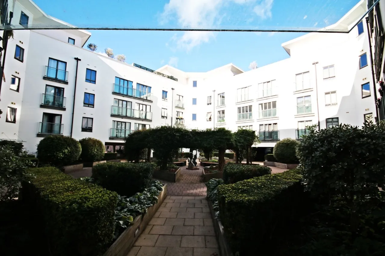 Queen Mary's House, London, SW15, photo 18