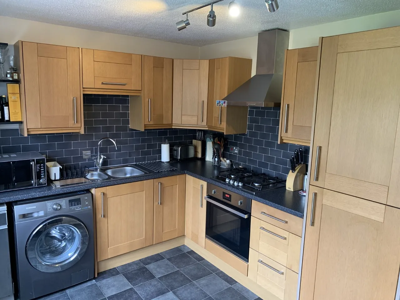 Cropton Crescent, Nottingham, NG8, photo 3