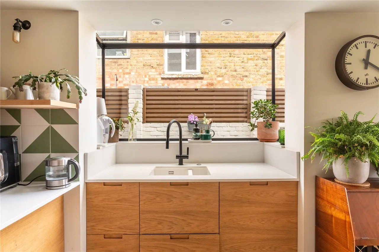 Lanvanor Road, SE15, photo 11