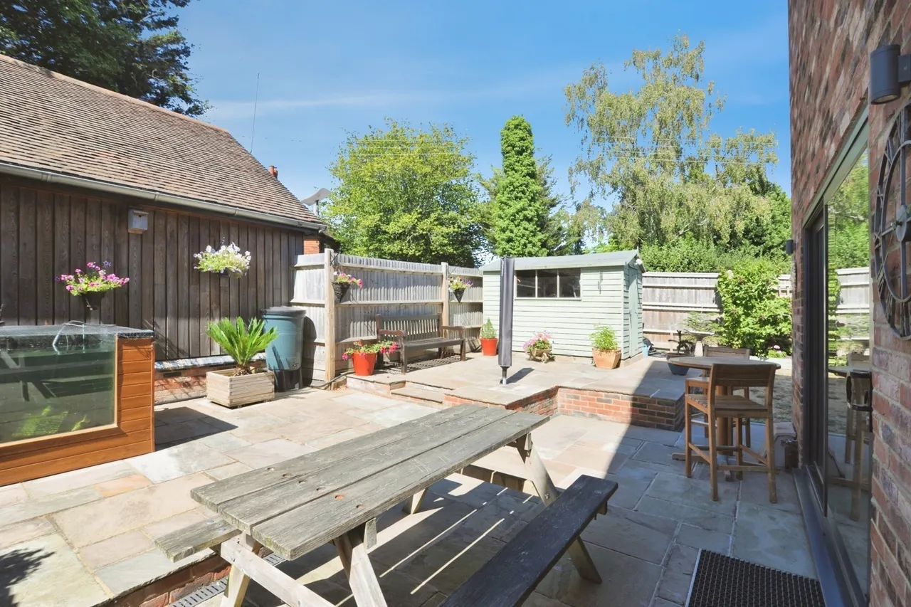 Cripps Corner Road, Staplecross, TN32, photo 6