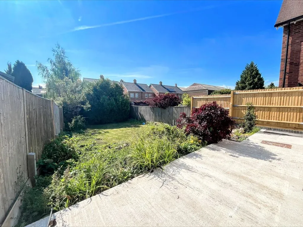Goldfield Road, Tring, Hertfordshire, HP23 4BA, photo 4