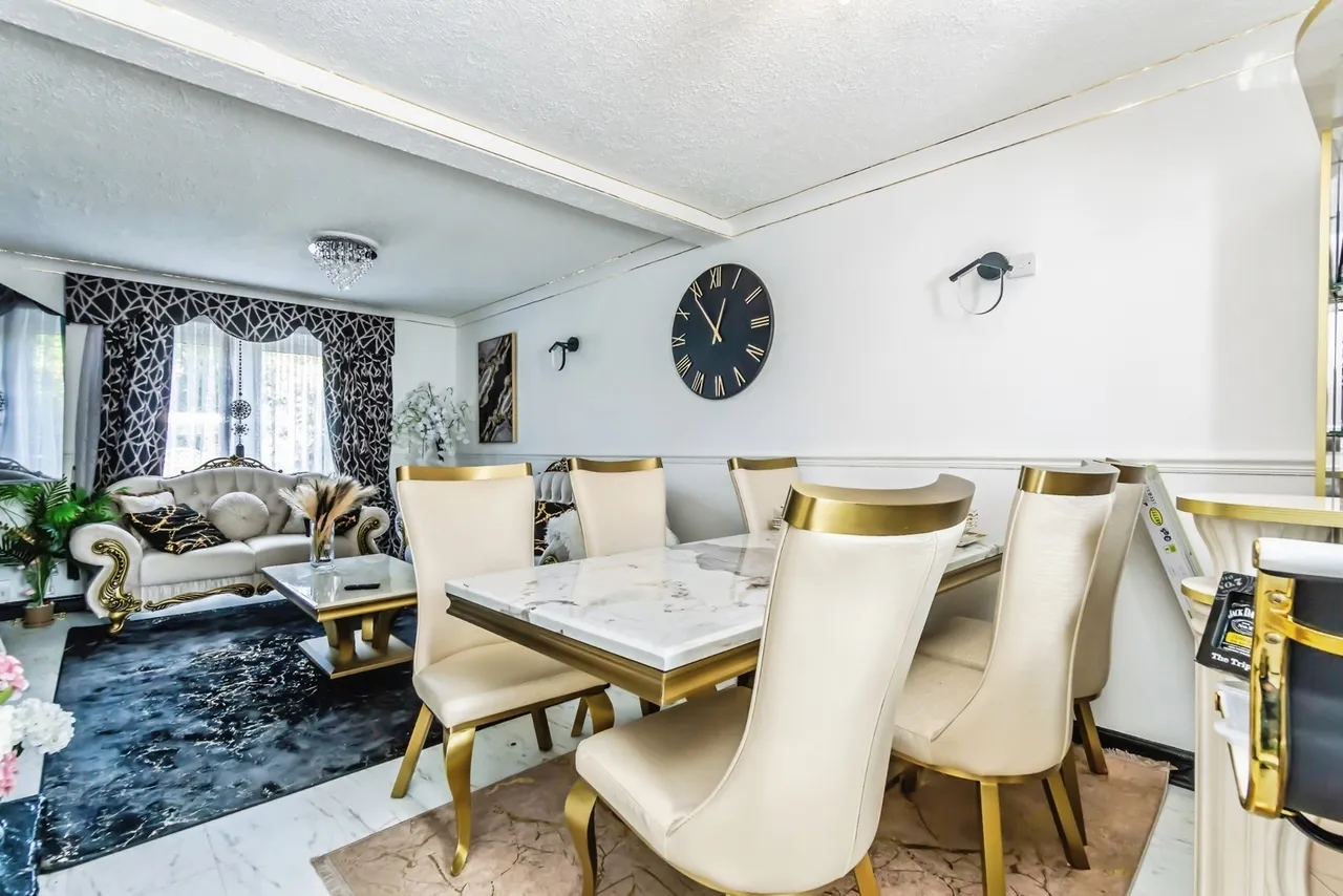 Stowell Avenue, New Addington, Croydon, CR0, photo 3