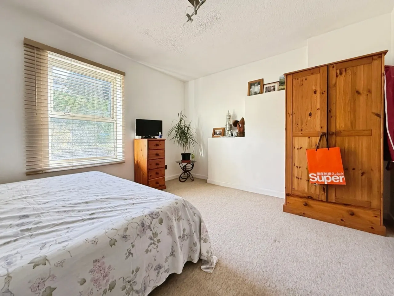London Road, Thrupp, GL5, photo 2
