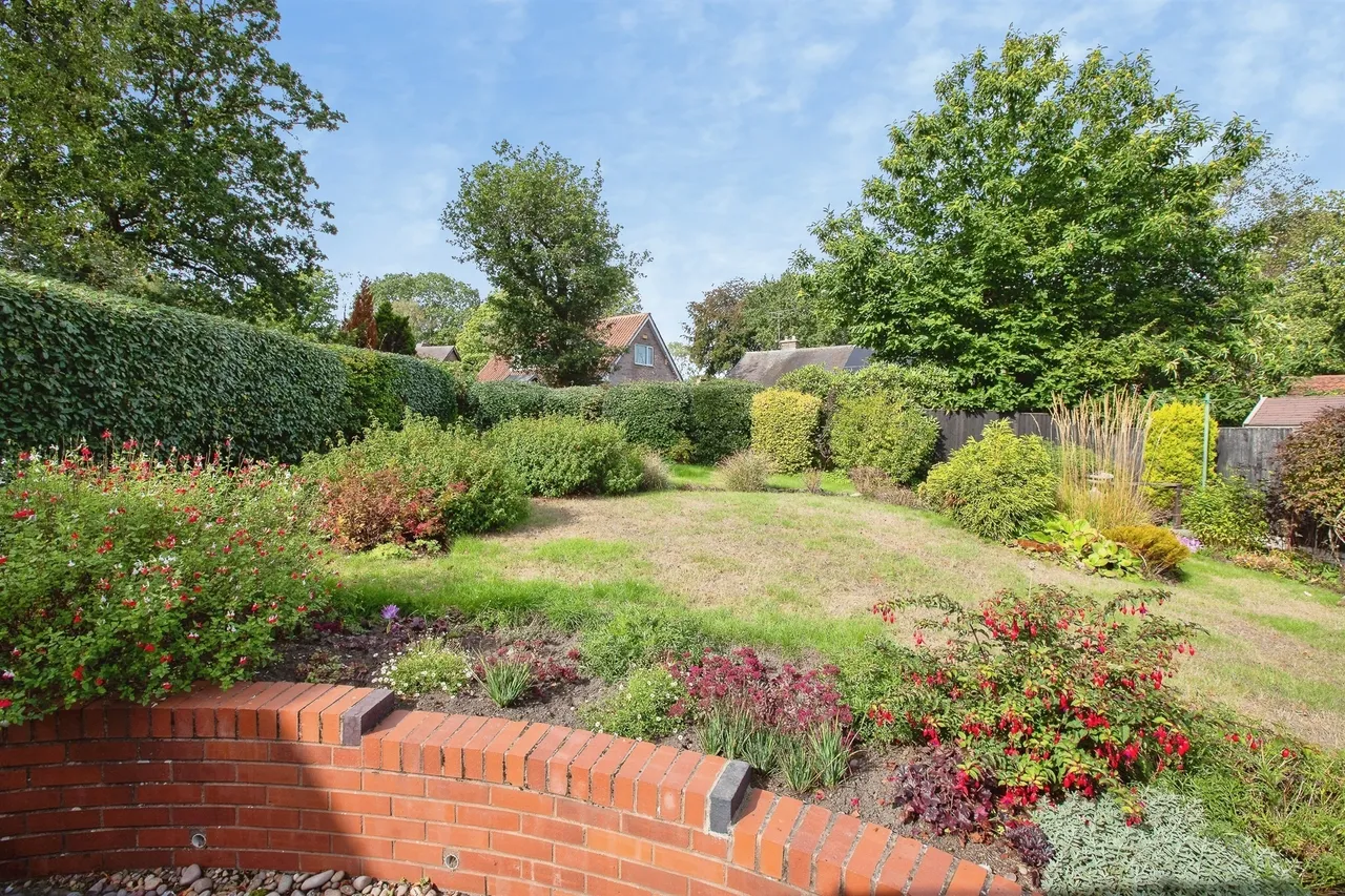 Birch Close, Ravenshead, NG15, photo 2
