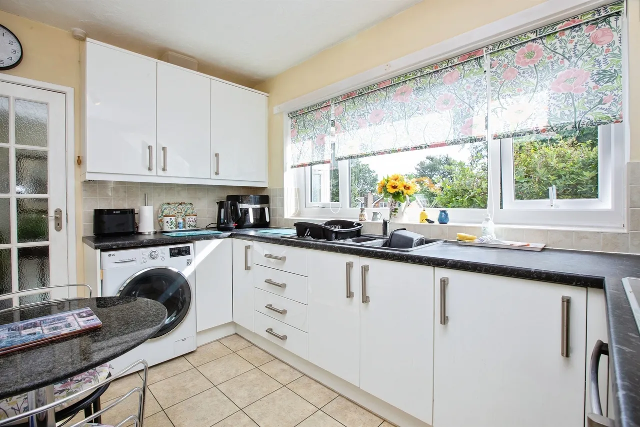 Birch Close, Ravenshead, NG15, photo 11