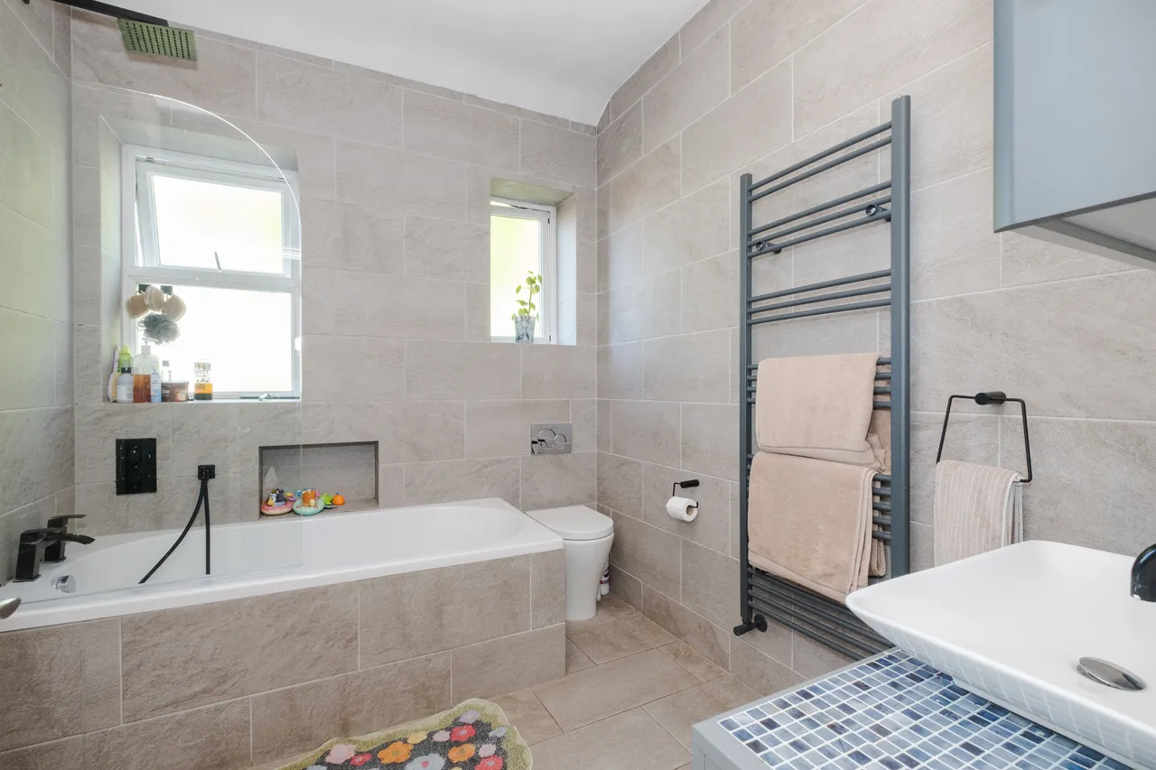Fairlawn Avenue, London, N2, photo 11