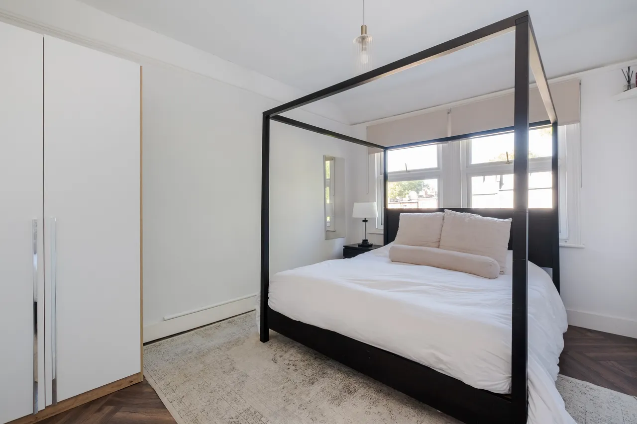 Fairlawn Avenue, London, N2, photo 9