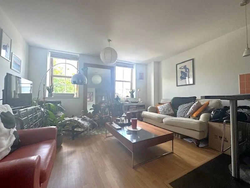 Hendre Road, London SE1 5NH, photo 2