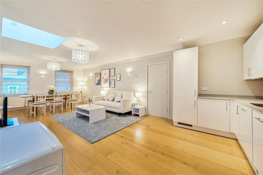 Parkway, London, NW1, photo 12