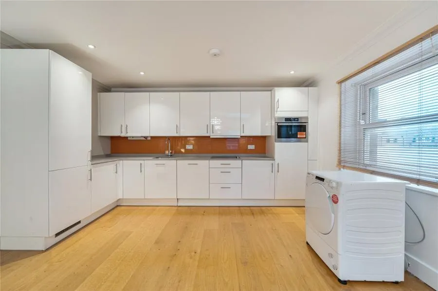 Parkway, London, NW1, photo 4