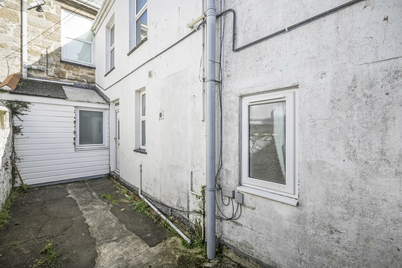 Pednolver Terrace, St. Ives, TR26, photo 17