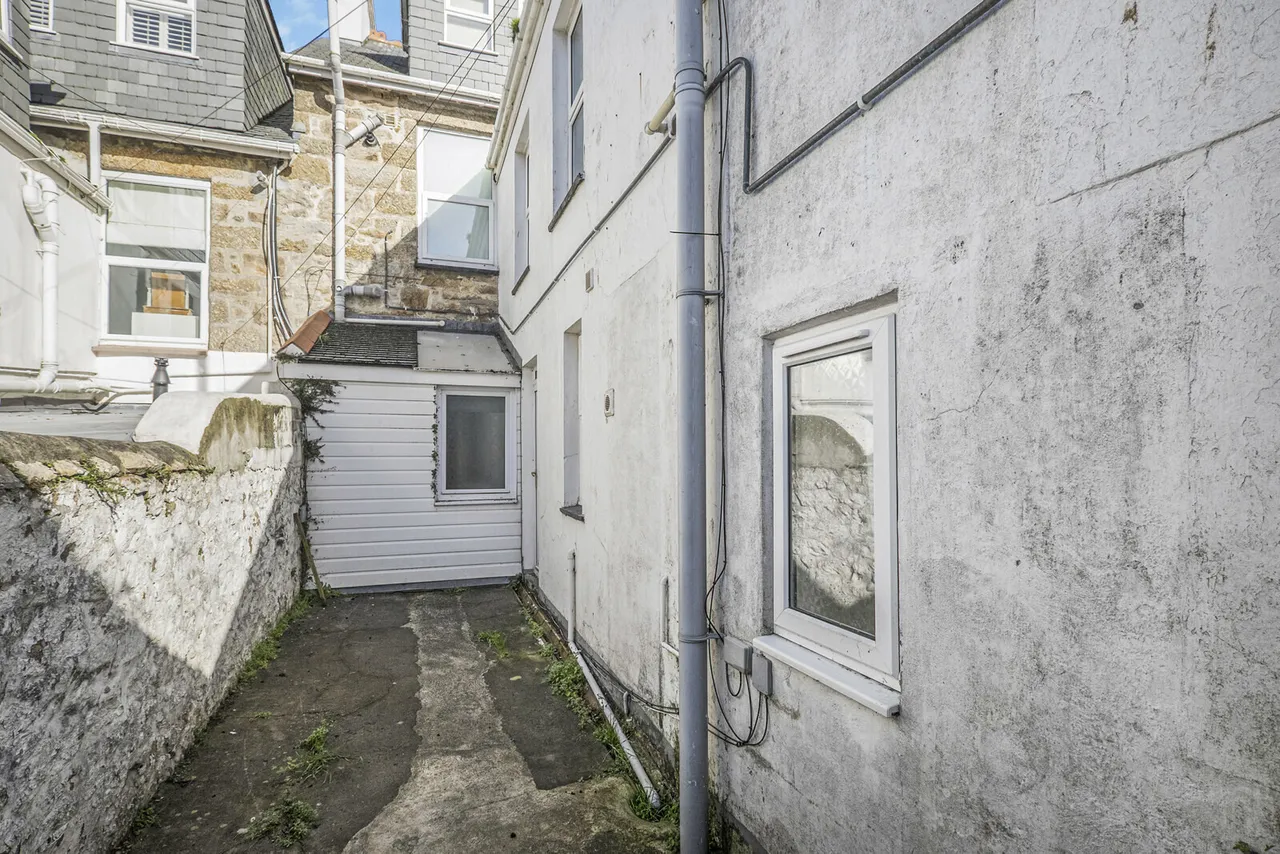 Pednolver Terrace, St. Ives, TR26, photo 16