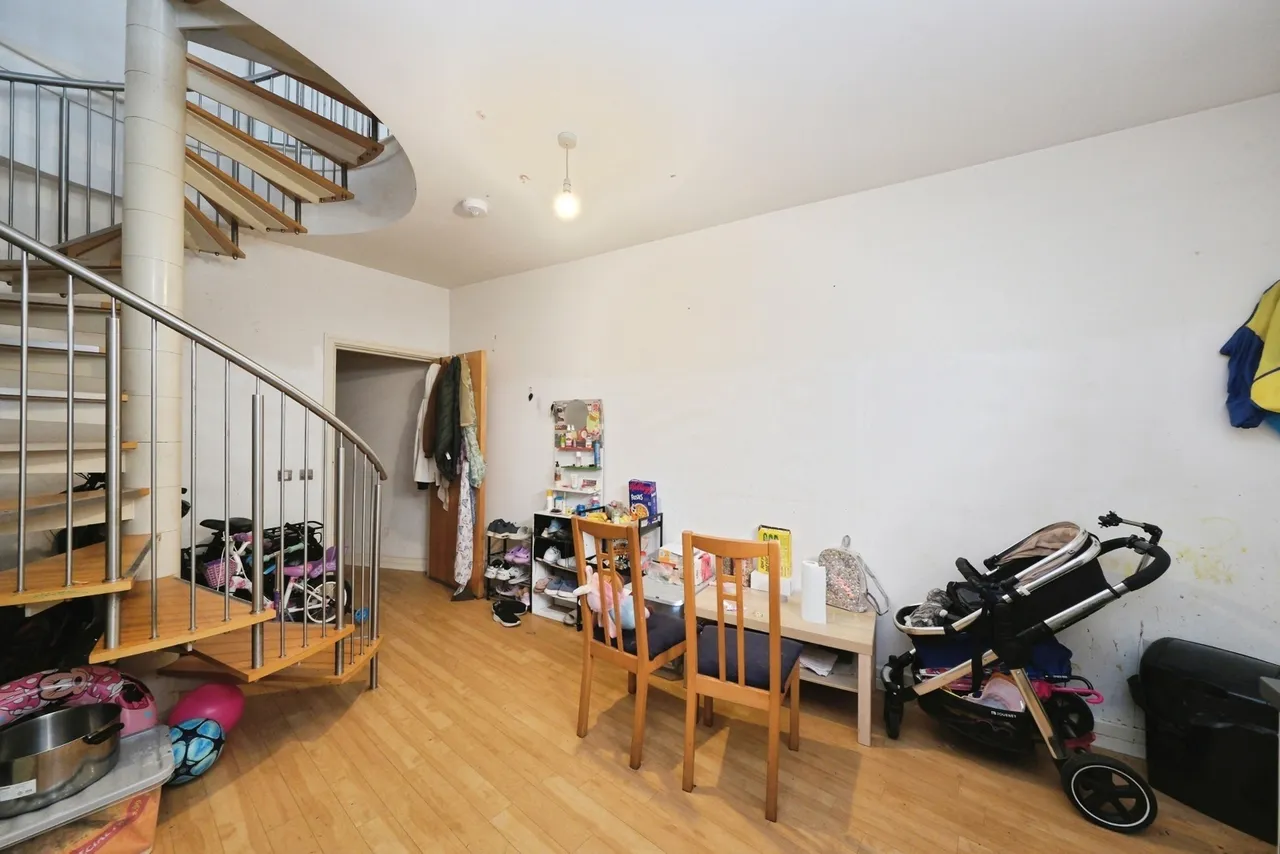 Standard Hill, Nottingham, NG1, photo 14