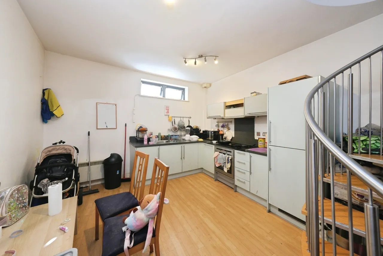 Standard Hill, Nottingham, NG1, photo 16