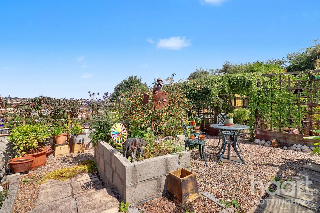 Highfield Drive, Carlton, NG4, photo 13