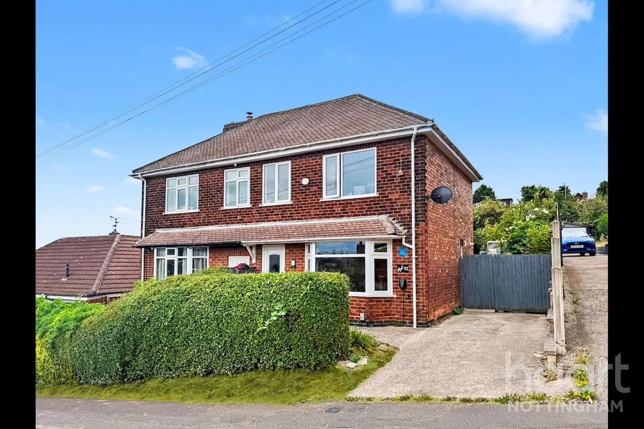 3 bed house for sale, Highfield Drive, Carlton, NG4