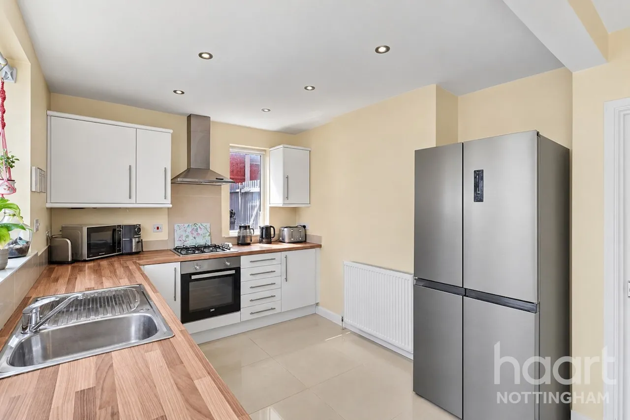 Highfield Drive, Carlton, NG4, photo 5