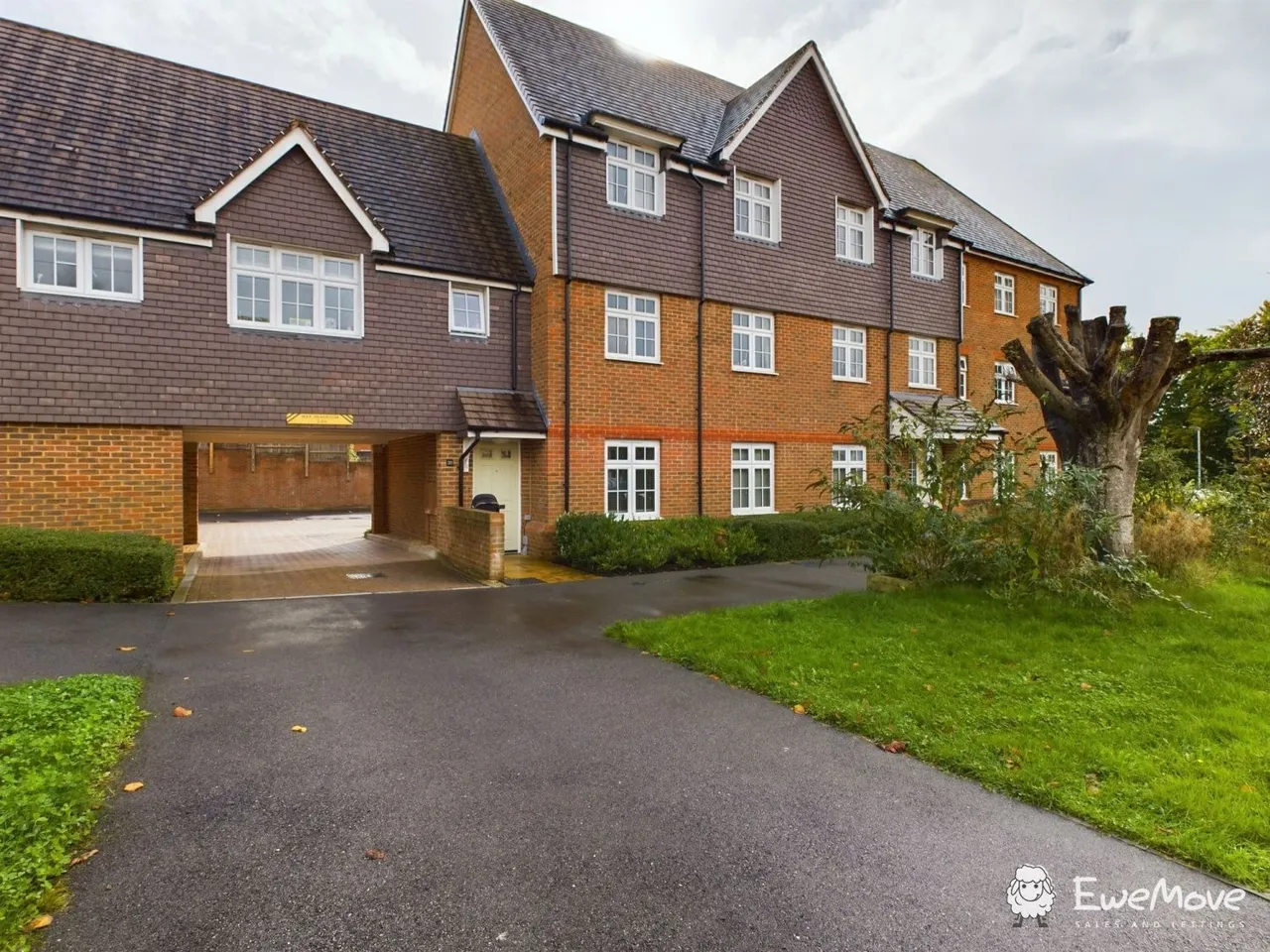 Dimmer Drive, Wilton, SP2, photo 2