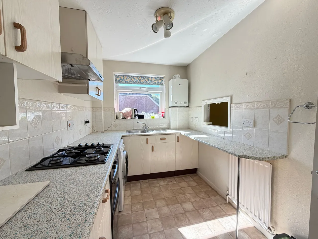 Horsham Road, Shalford, GU4, photo 3