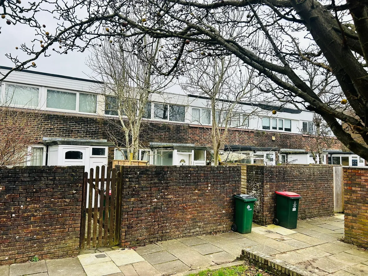 3 bed house to rent, Broadfield, Crawley, RH11