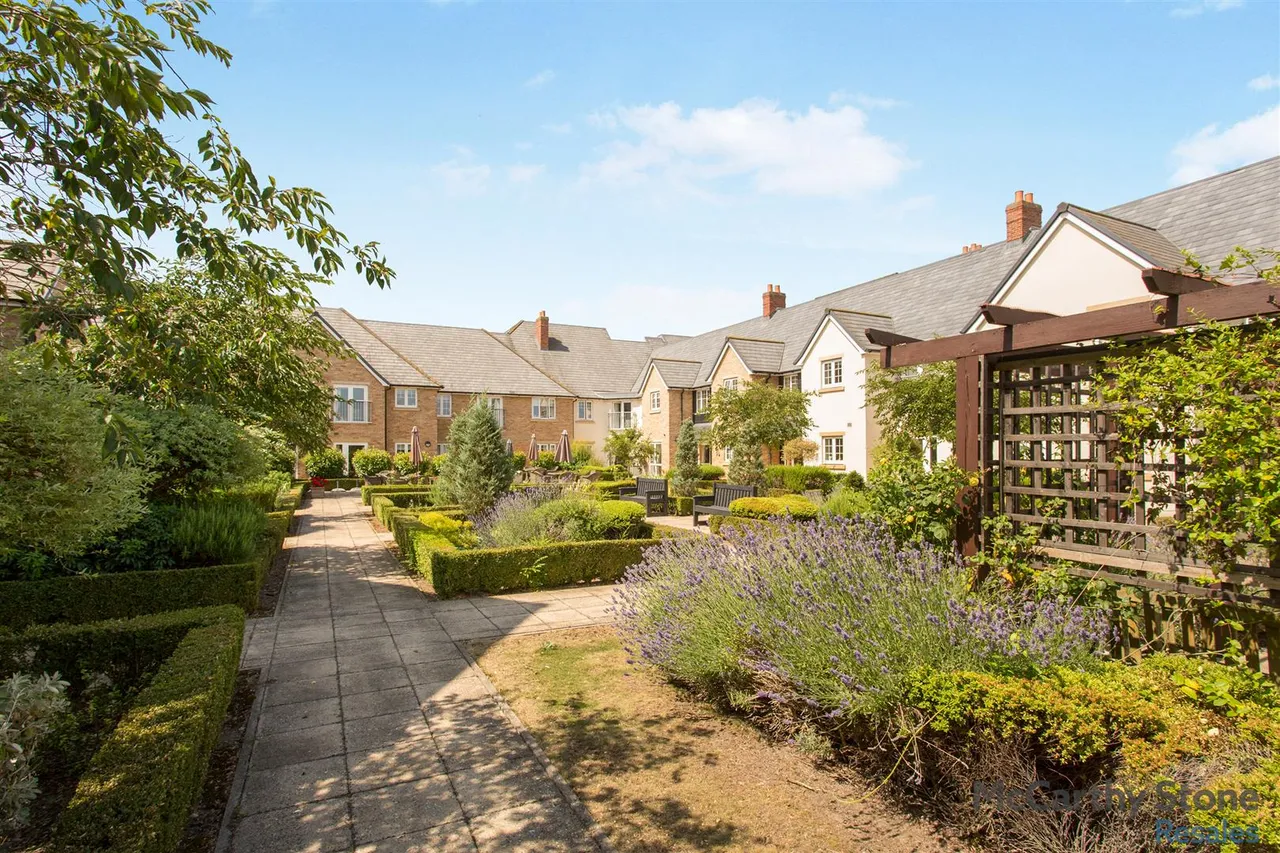 Lisle Lane, Ely, CB7, photo 18