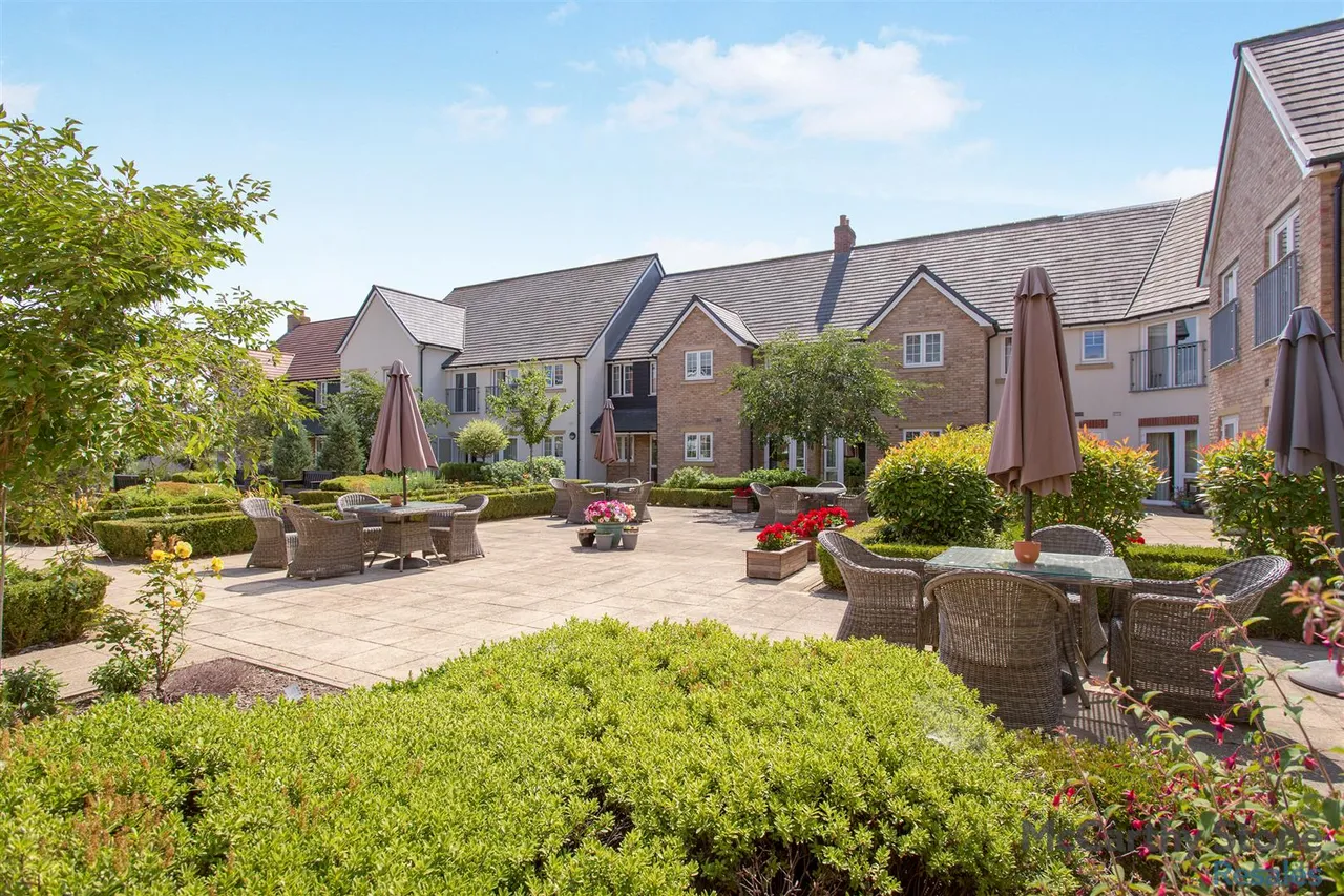 1 bed flat for sale, Lisle Lane, Ely, CB7